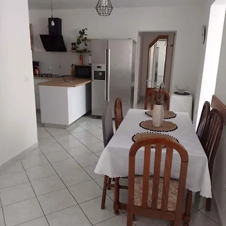 In - Sibenik Riviera 36059 * Primošten