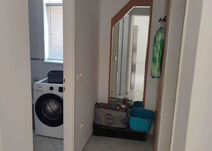 In - Sibenik Riviera 36059 Appartement